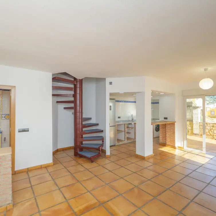 Sale of duplex in Marbella