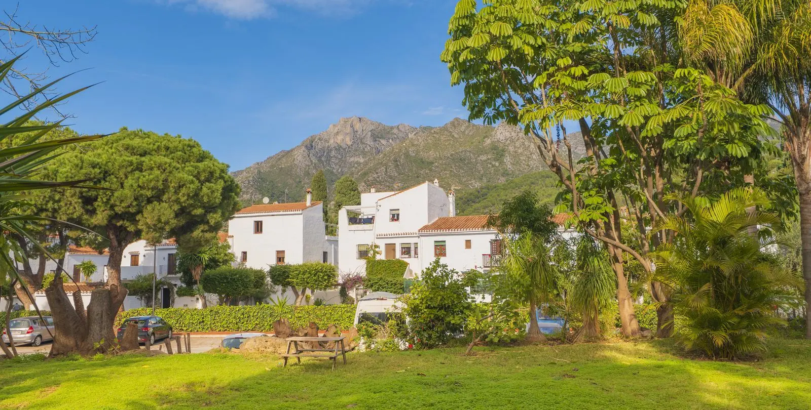 Продажа двухуровневых апартаментов в Marbella 37