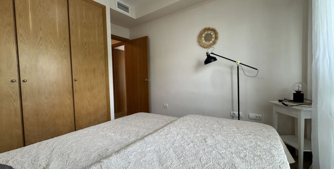 Продажа апартаментов на среднем этаже в Estepona 11
