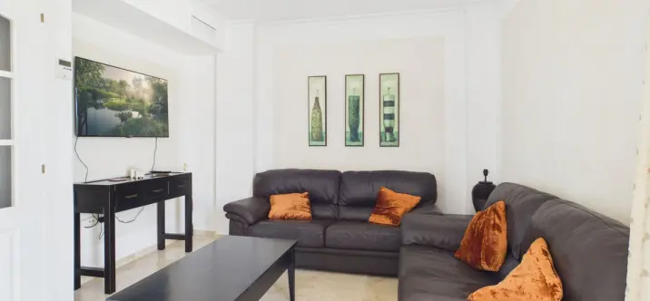 Sale of townhouse in La Duquesa 2