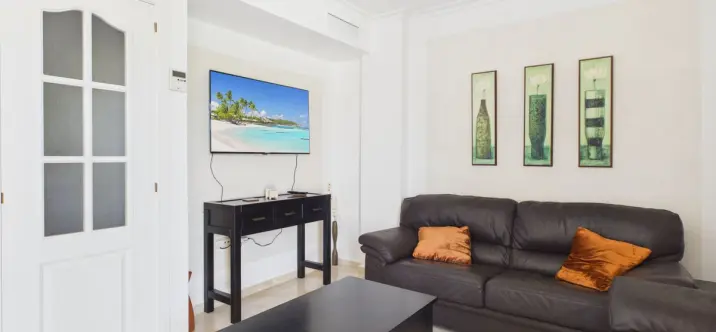 Sale of townhouse in La Duquesa 3