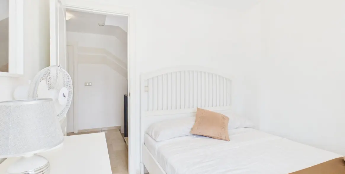 Sale of townhouse in La Duquesa 13
