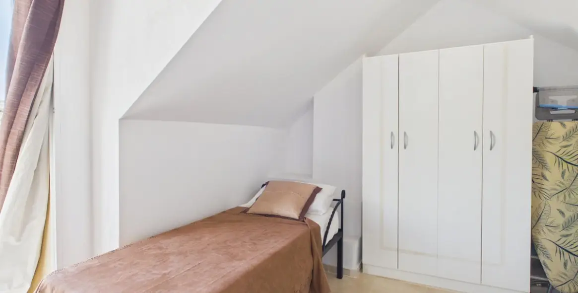 Sale of townhouse in La Duquesa 23