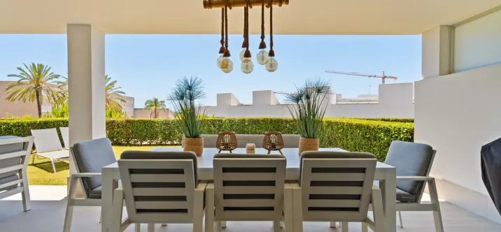 Venta de apartamento en planta baja en Cancelada 4