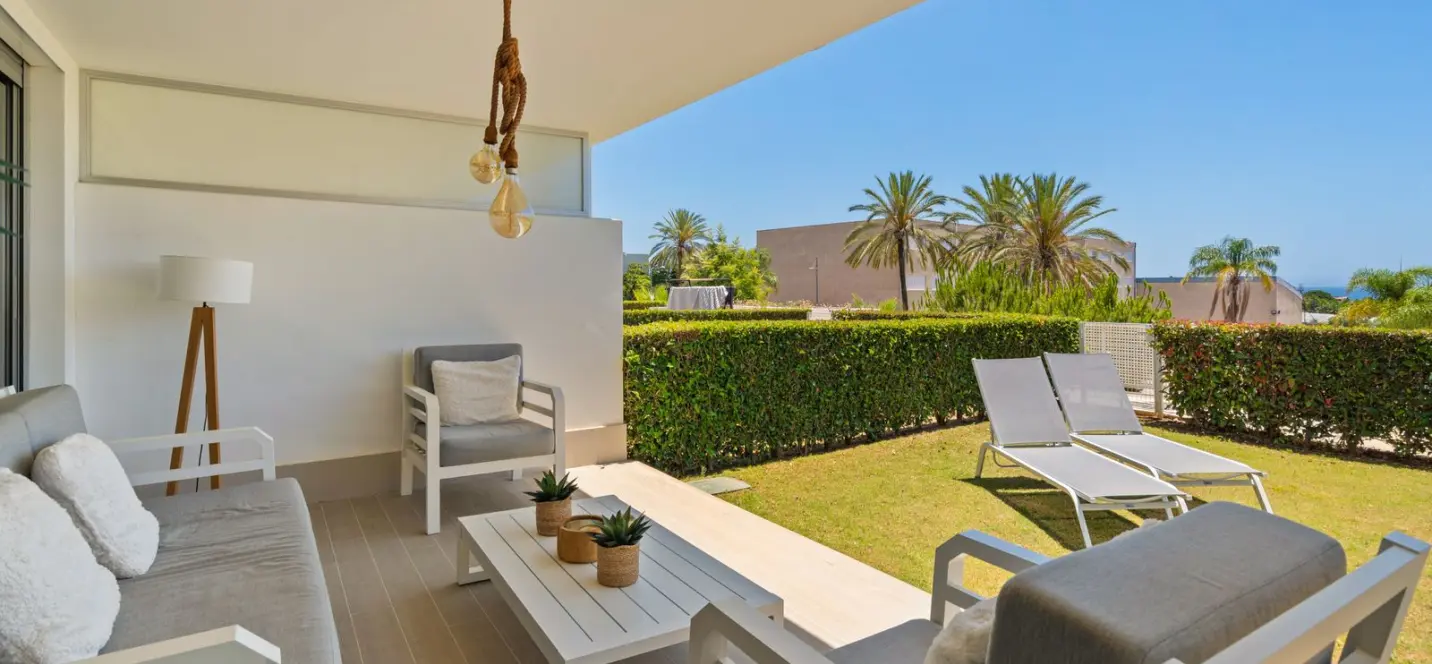 Venta de apartamento en planta baja en Cancelada 3