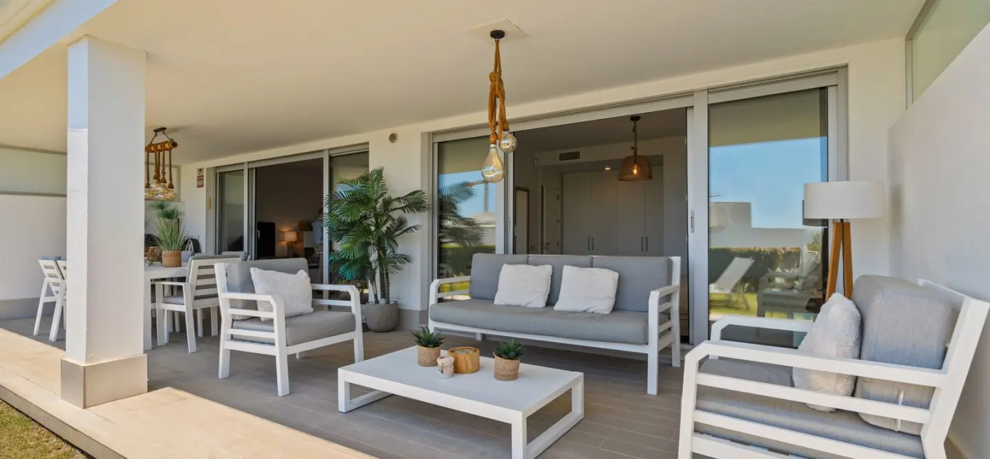 Venta de apartamento en planta baja en Cancelada 4