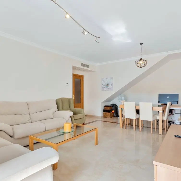 Venta de ático dúplex en Selwo