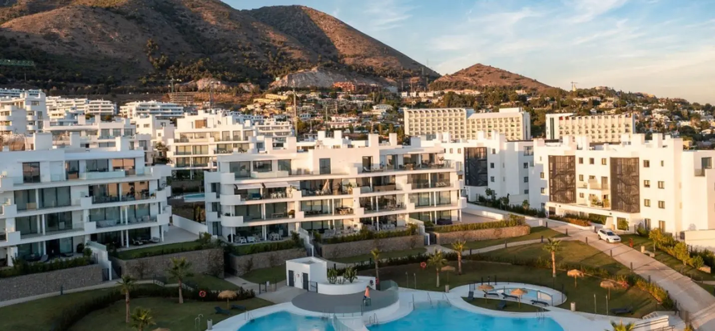 Sale of ground floor apartment in Higueron 0