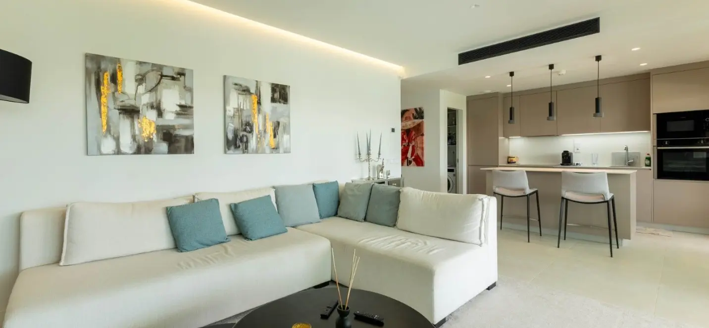 Sale of ground floor apartment in Higueron 2