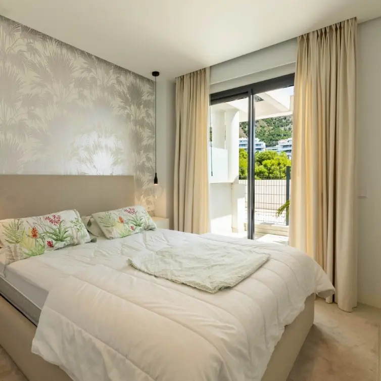 Sale of ground floor apartment in Higueron