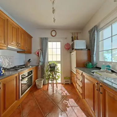 Sale of detached villa in Valtocado