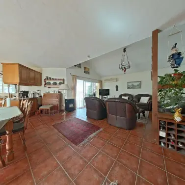 Sale of detached villa in Valtocado