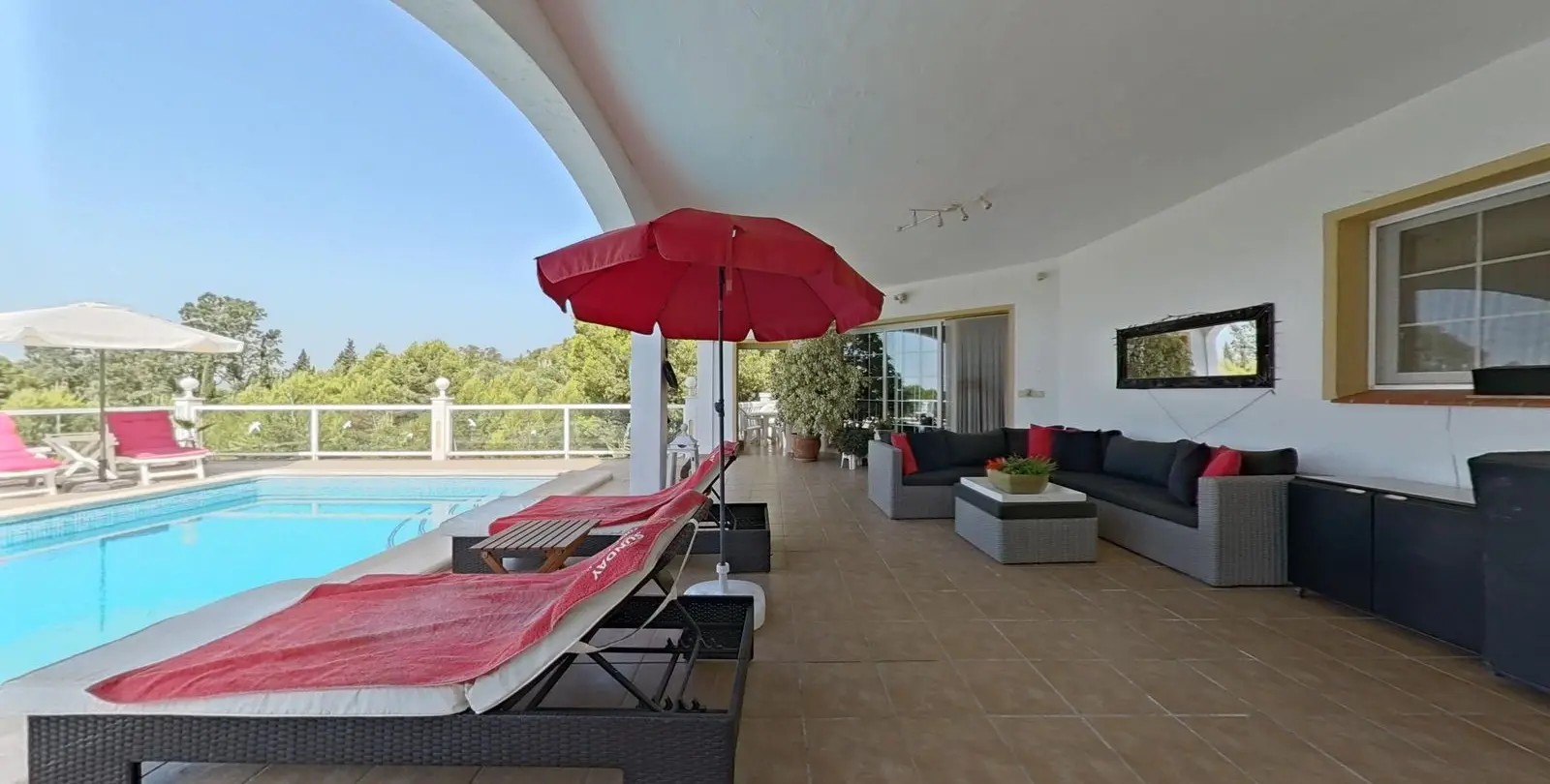 Sale of detached villa in Valtocado 2