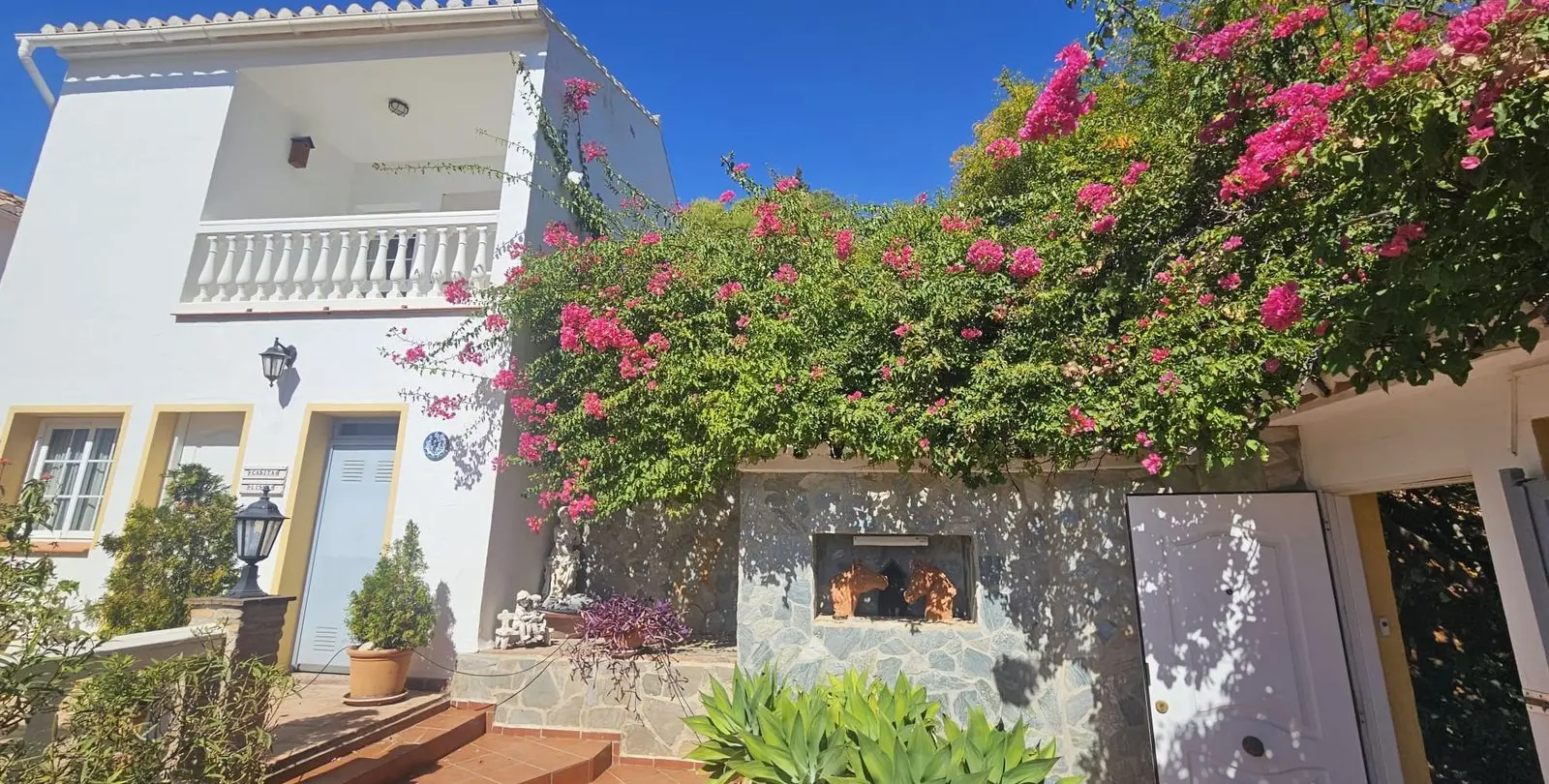 Sale of detached villa in Valtocado 27