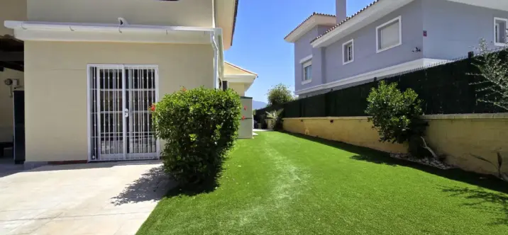 Sale of detached villa in La Cala Hills 2