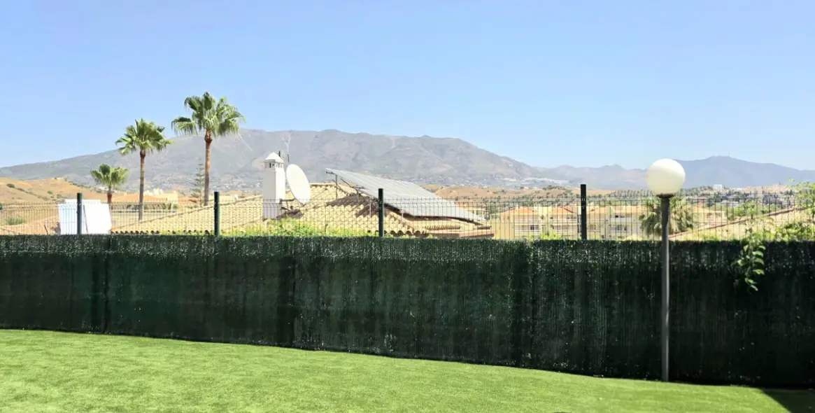 Sale of detached villa in La Cala Hills 4
