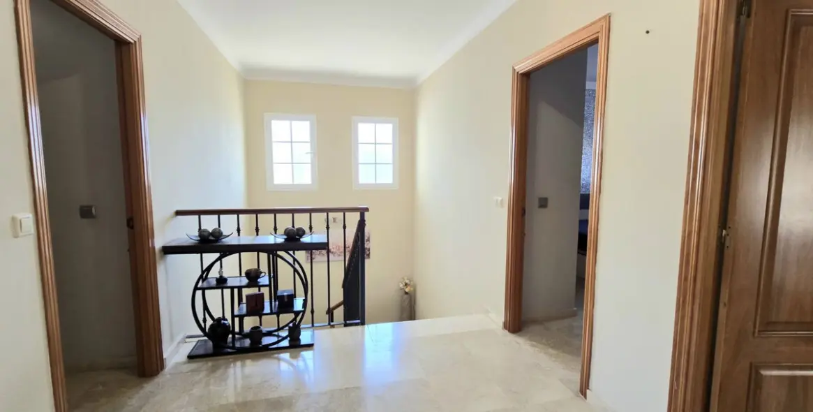 Sale of detached villa in La Cala Hills 27