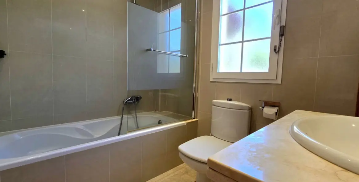 Sale of detached villa in La Cala Hills 29