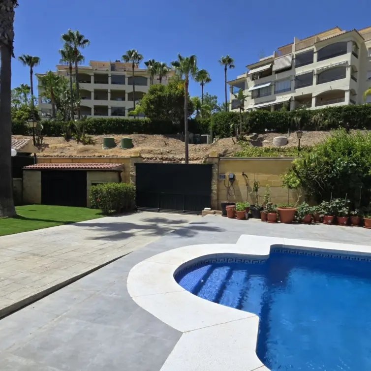 Venta de villa independiente en La Cala Hills