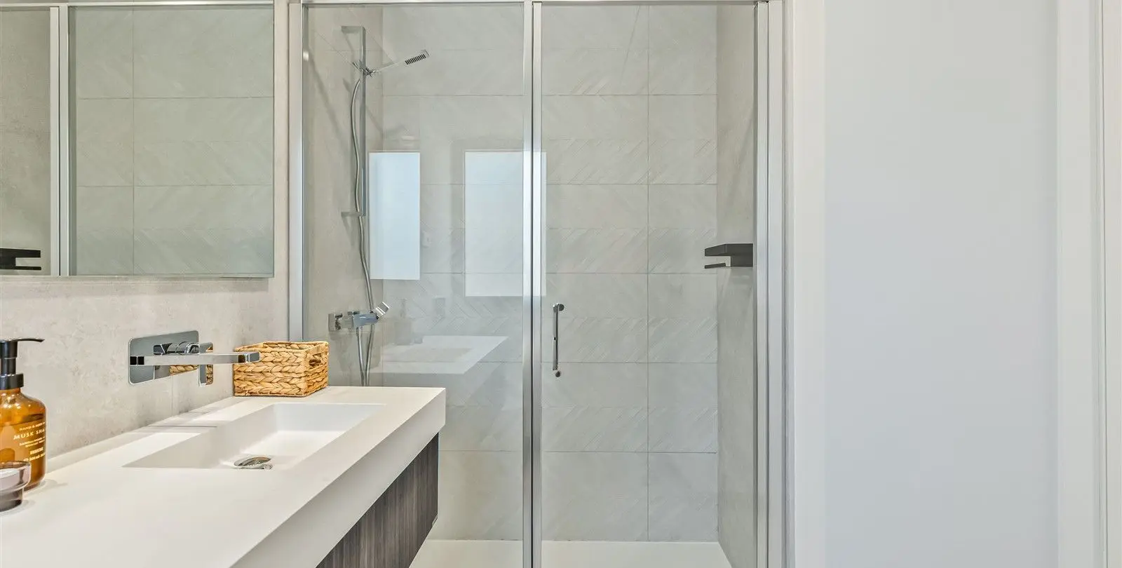 Sale of penthouse duplex in Santa Clara 23