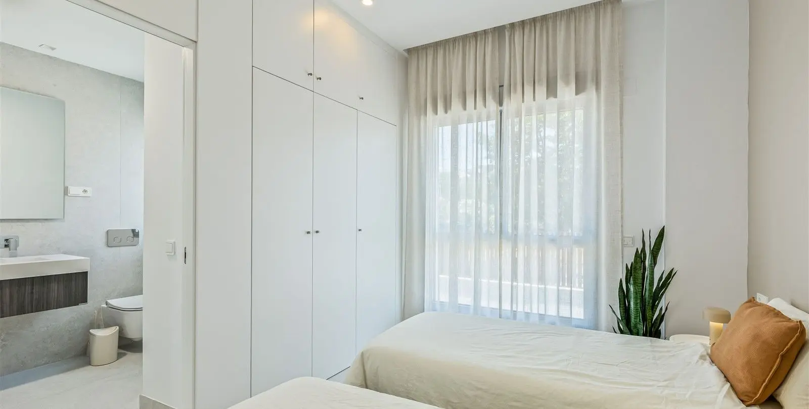 Sale of penthouse duplex in Santa Clara 25
