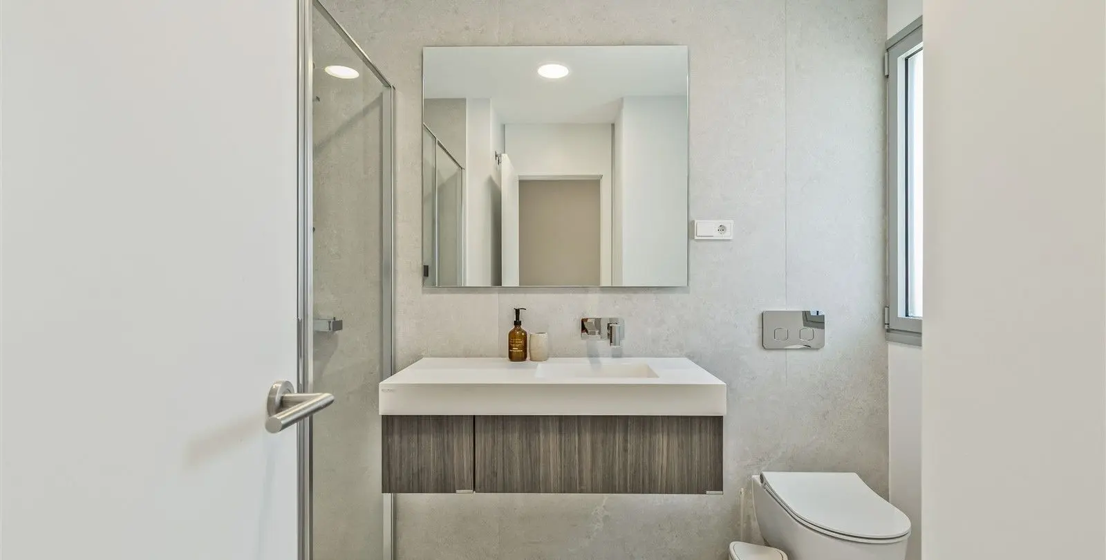 Sale of penthouse duplex in Santa Clara 26