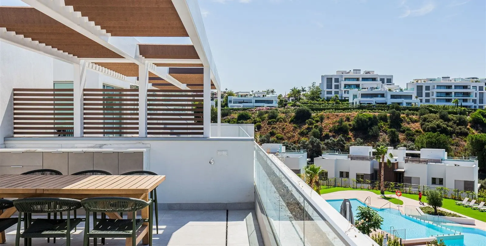 Sale of penthouse duplex in Santa Clara 27