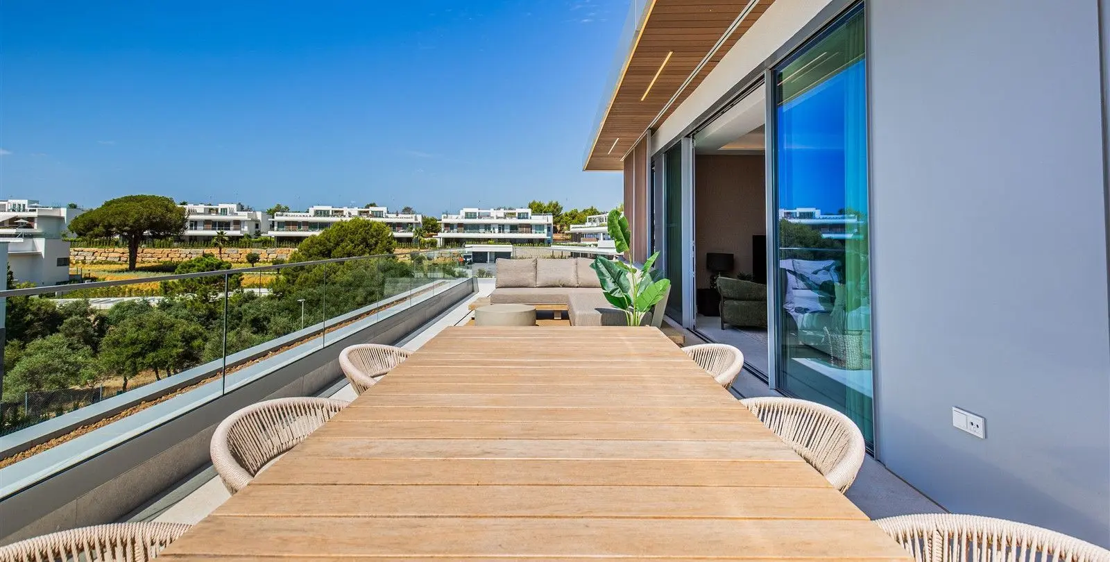 Sale of penthouse duplex in Santa Clara 30