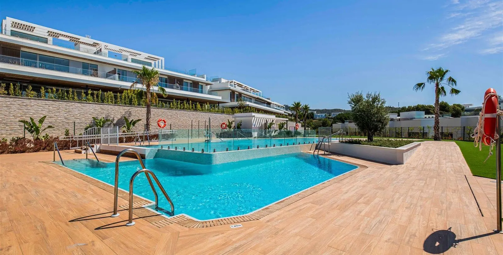 Sale of penthouse duplex in Santa Clara 38