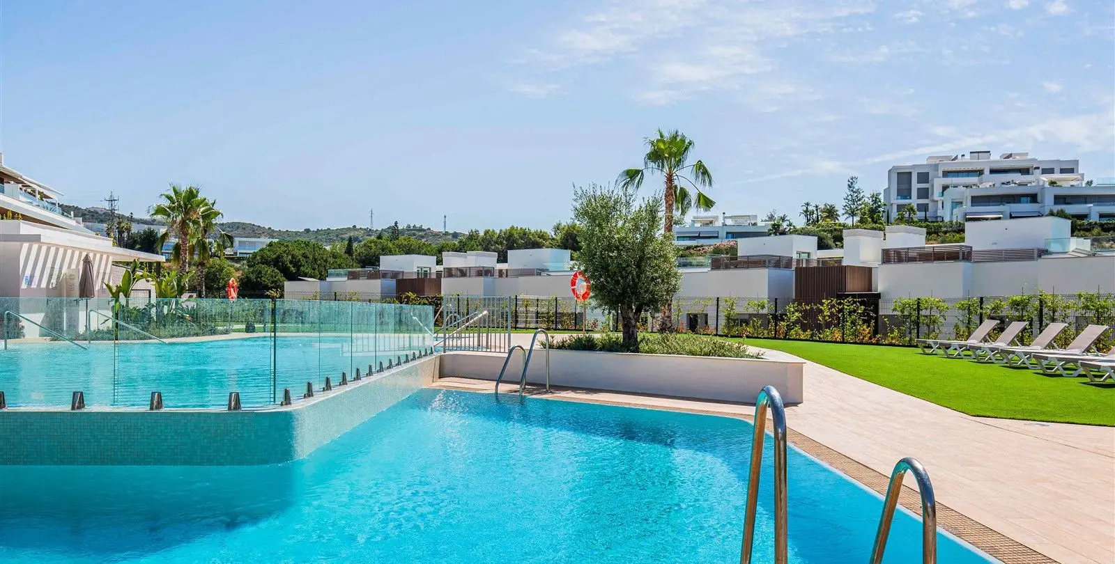 Sale of penthouse duplex in Santa Clara 39