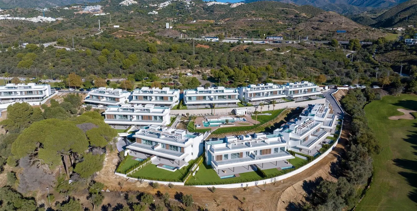 Sale of penthouse duplex in Santa Clara 50