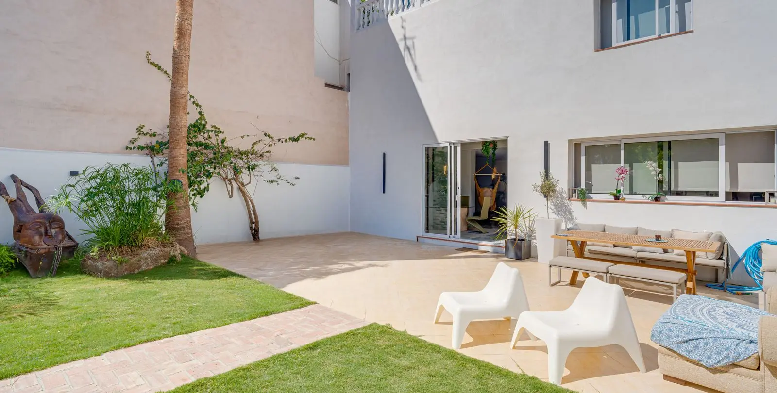 Sale of townhouse in Cancelada 2