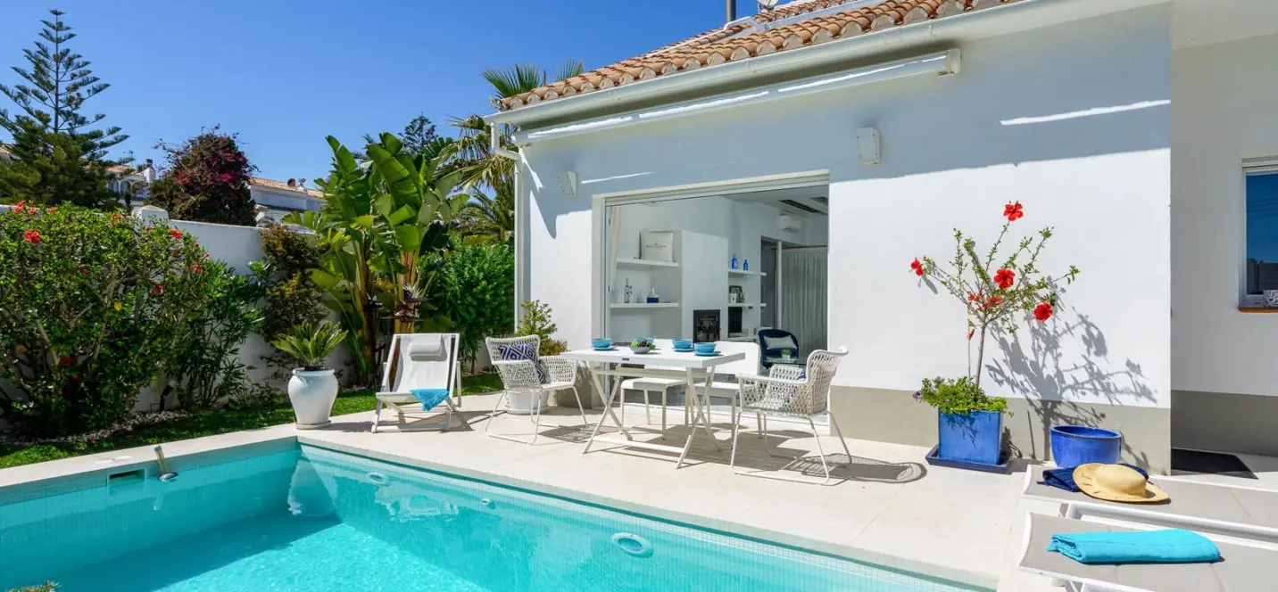 Venta de villa independiente en Marbesa 1