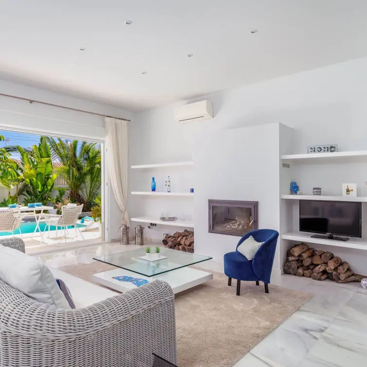 Venta de villa independiente en Marbesa