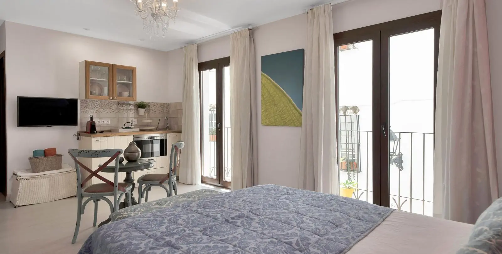 Sale of commercial premises in Marbella 11
