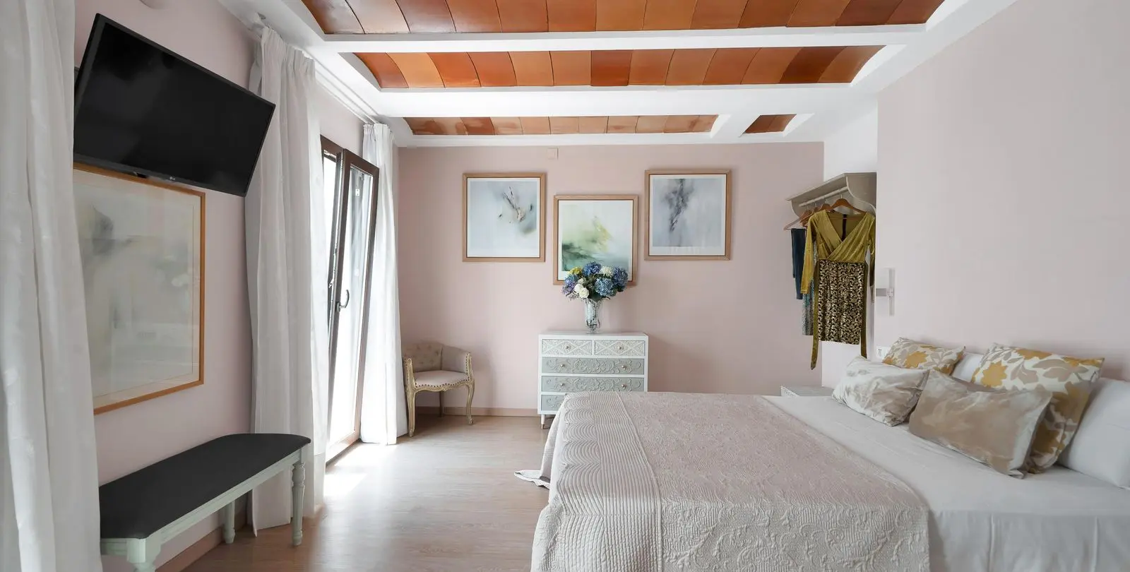 Sale of commercial premises in Marbella 22