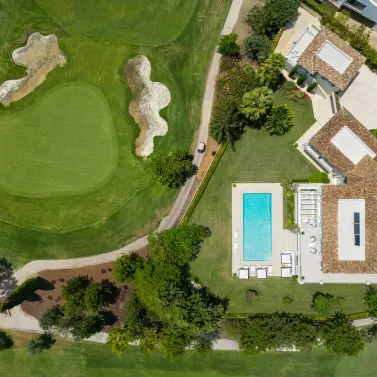 Venta de villa independiente en Aloha