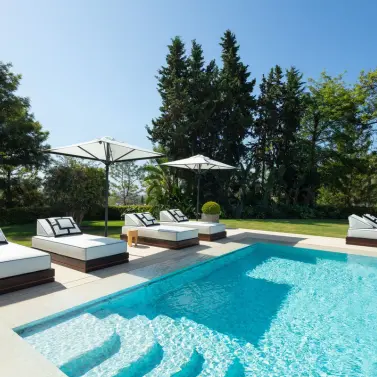 Venta de villa independiente en Aloha