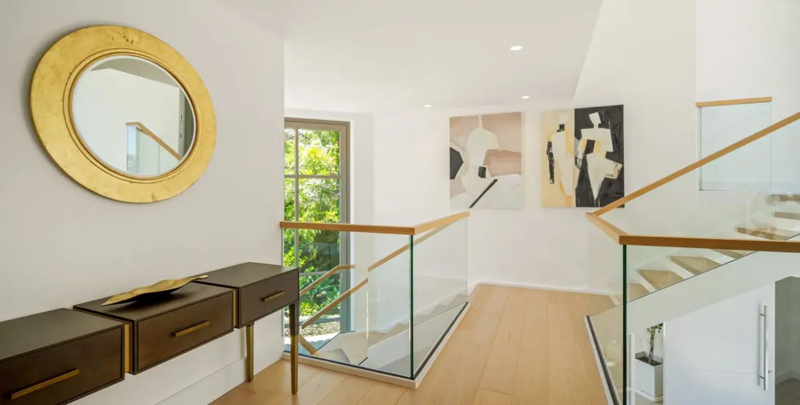 Sale of detached villa in Aloha 14
