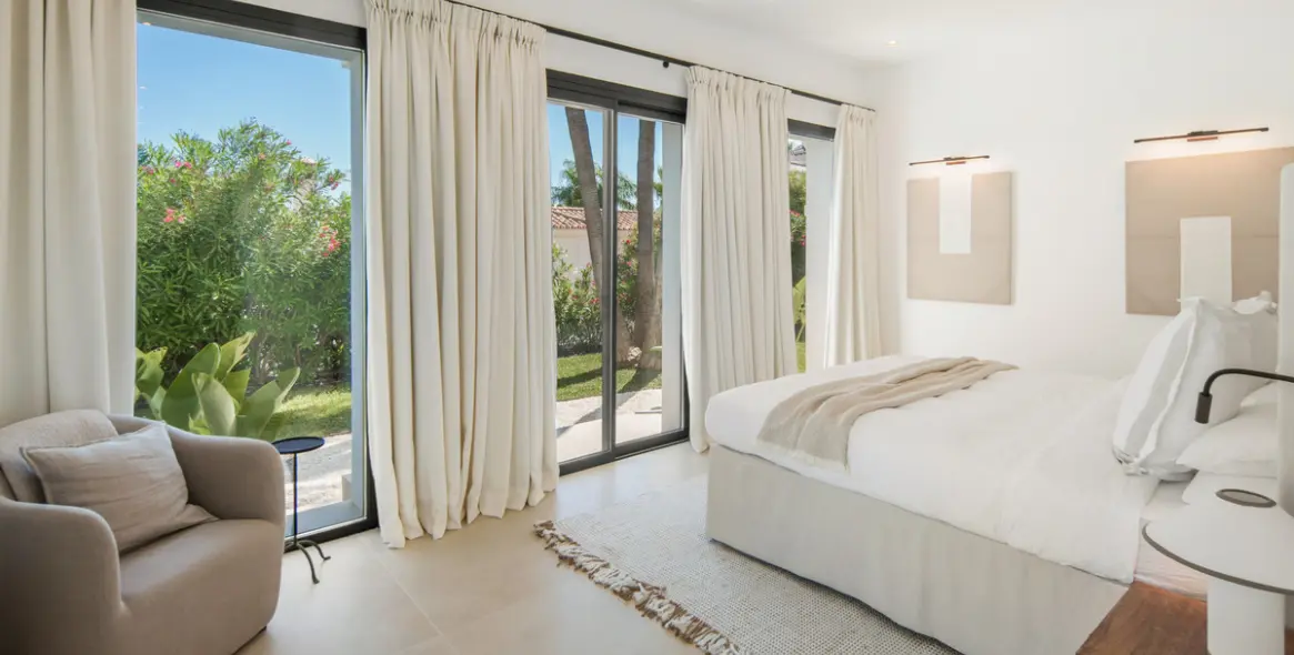 Sale of detached villa in Benahavís 19
