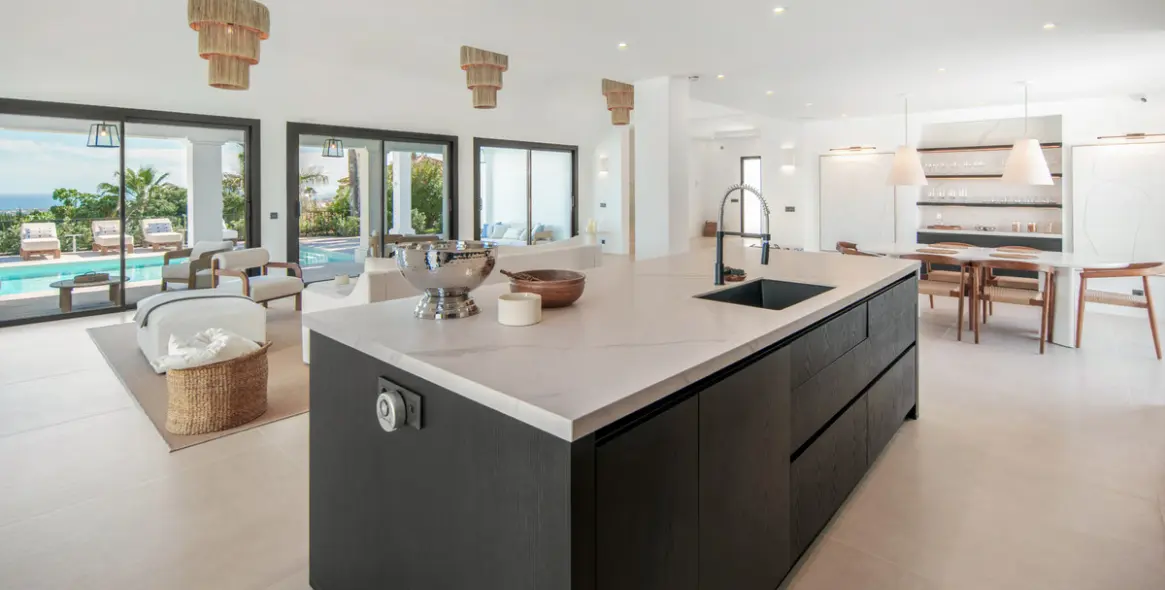 Sale of detached villa in Benahavís 46