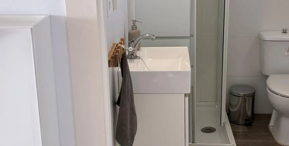 Long-term rent of penthouse in El Faro 8