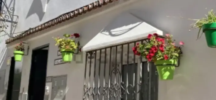 Alquiler a largo plazo de dúplex en Estepona 0