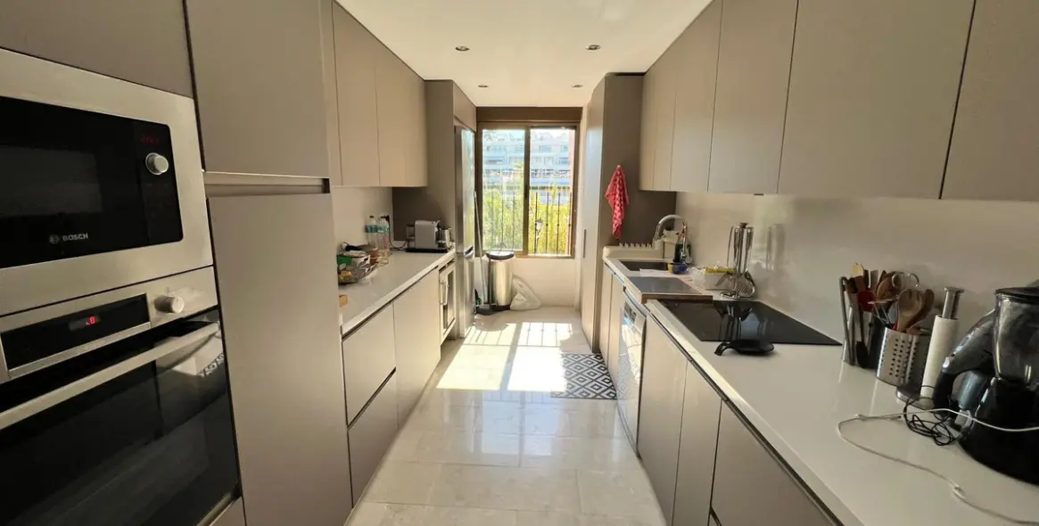 Long-term rent of penthouse in Guadalmina Alta 6