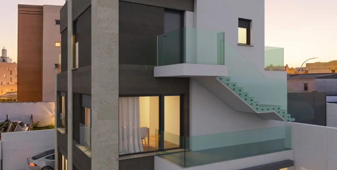Sale of residential plot in Teatinos 3