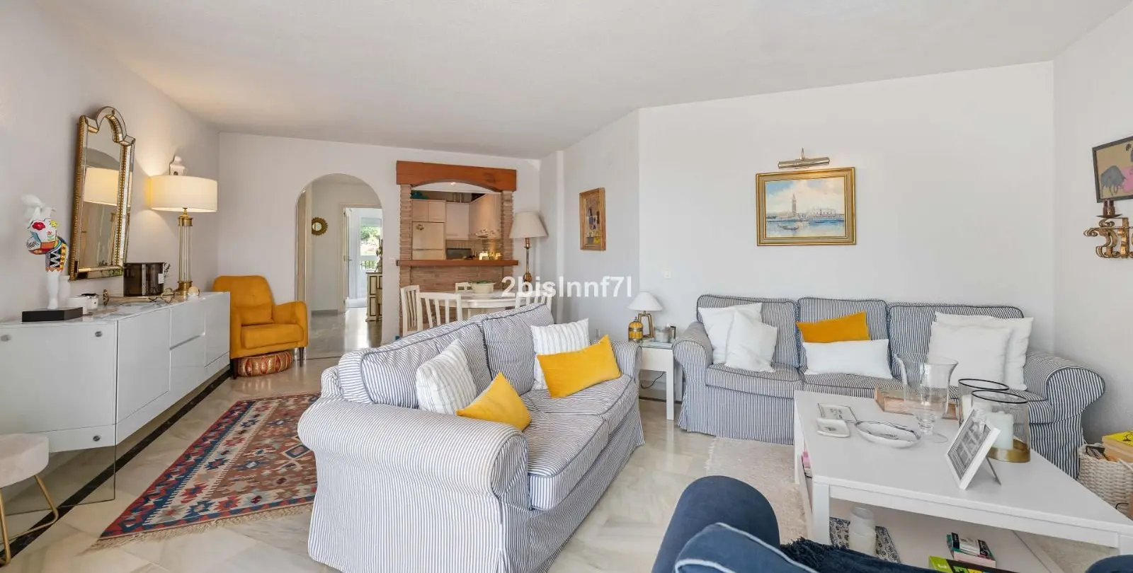 Sale of penthouse in Calahonda 5