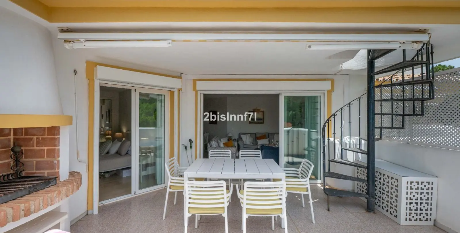 Sale of penthouse in Calahonda 23
