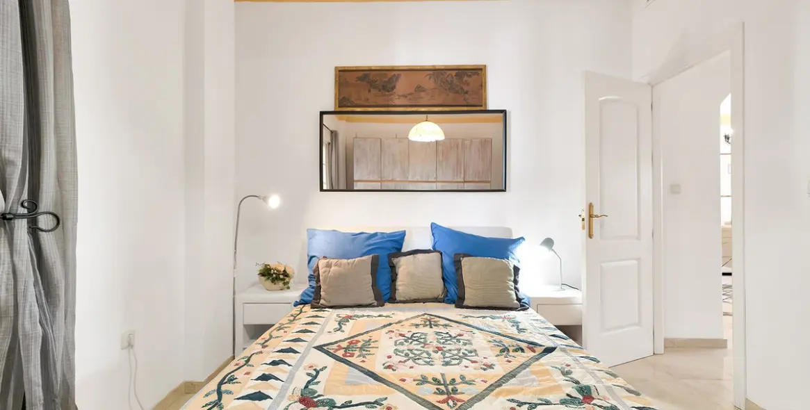 Sale of ground floor apartment in Nueva Andalucía 19