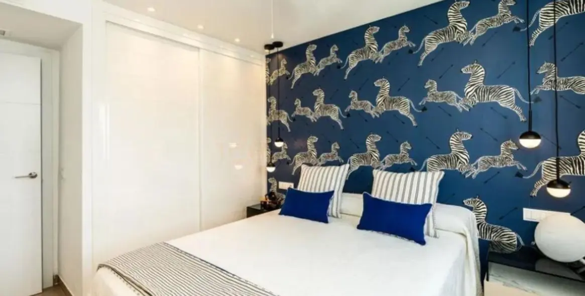 Sale of middle floor apartment in Marbella 13