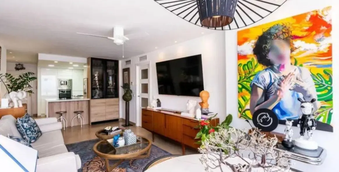 Sale of middle floor apartment in Marbella 19